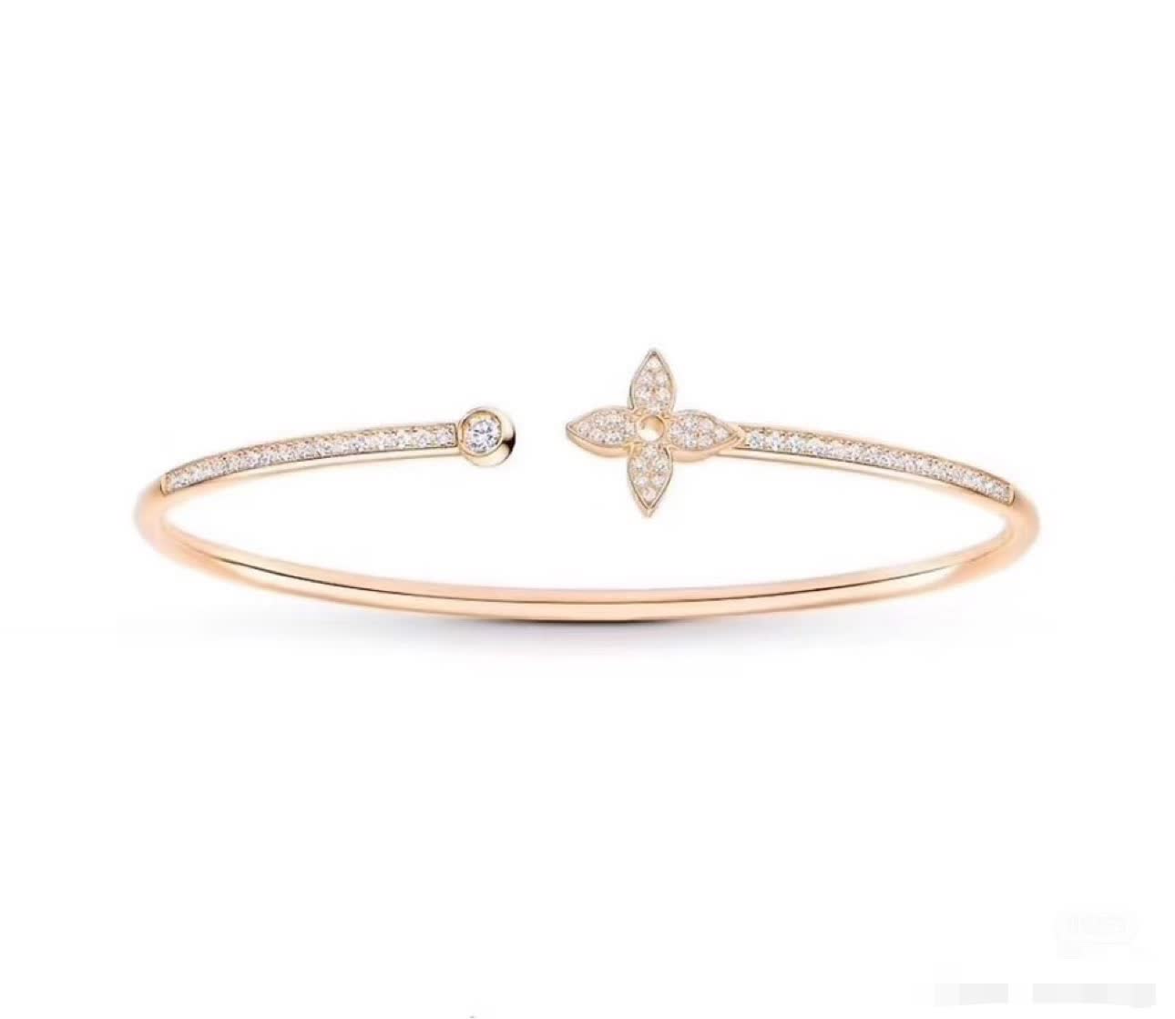 Louis Vuitton Elegant Rose Gold Diamond Bangle Bracelet Louis Vuitton Elegant Rose Gold Diamond Bangle Bracelet